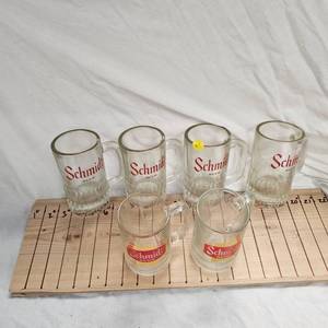 lot 51 image: Classic Set of 4 Schmidt Beer Mugs