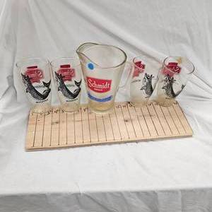 lot 96 image: Schmidt 4 Piece 32oz Glass Set and Pitcher