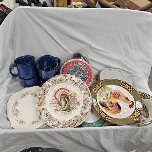lot 97 image: Lot of Collectible Plates, Canteen and SoupChili Bowls(4)