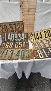 lot 64 image: Lot of 7 Vintage License Plates as Shown