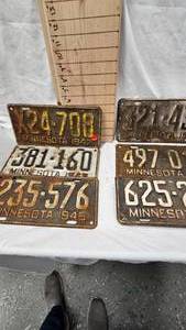 lot 120 image: Lot of 6 Assorted License Plate Vintage