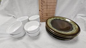 lot 136 image: 8 Ramakin Dishes, Pfaltzgraff Copper Green Stoneware Plates(5)