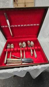 lot 137 image: Stainless Silverware Set with Box, Service for 8 with extra pieces