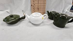 lot 163 image: Hall Pottery Tea Pots and Dish with Lid,  and White Ceramic Tea Pot