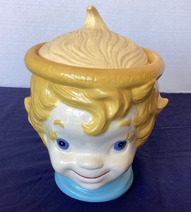 lot 8 image: Youre an Angel Have One Cookie Jar