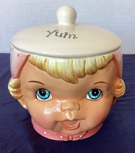 lot 9 image: Vintage Miss Cutie Pie Cookie Jar