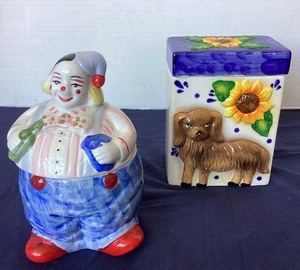 lot 14 image: Pair of Modern Cookie Jars