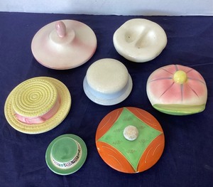 lot 16 image: Group of 7 Vintage Cookie Jar Lids