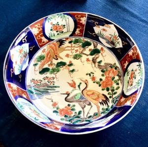 lot 26 image: Arita Imari Pattern Porcelain Bowl