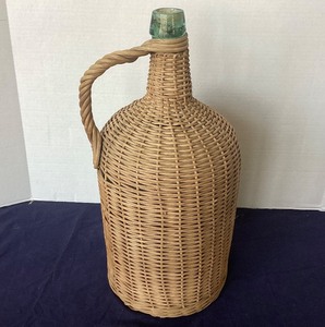 lot 114 image: Vintage Wicker Wrapped Wine Jug