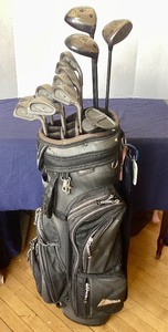 lot 128 image: Quality Set of Golf Clubs