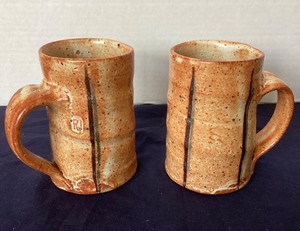lot 74 image: Pair of Randy Johnston Studio Pottery Mugs