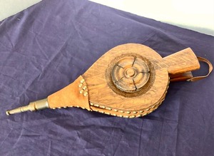 lot 80 image: Antique English Carved Oak Fireplace Bellows