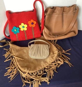 lot 182 image: Group of Vintage Leather, Felt and Fabric Bags