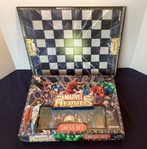 lot 218 image: Marvel Heroes Chess Set