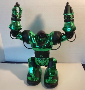 lot 224 image: WowWee Special Edition  Robosapien Robot