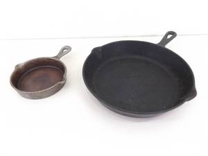 lot 26 image: 2 Cast Iron Pans