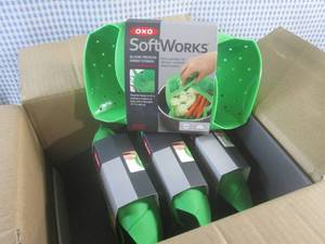 lot 78 image: (CS) 4 SoftWorks Silicone Pressure ...