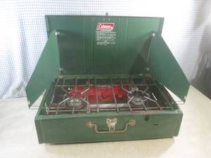lot 103 image: (EW6) Vintage 1977 Coleman 413G Cam...