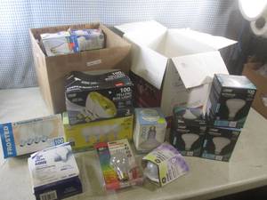 lot 150 image: (D-2) 2 Boxes of Assorted Light Bul...