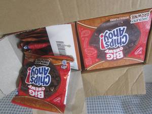 lot 185 image: (B-2) 14 Chips Ahoy Big Chewy Choc...