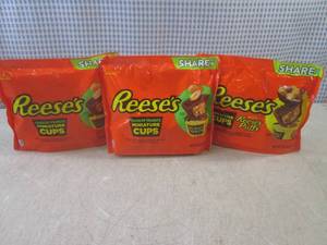 lot 207 image: (B-3) 8 Bags of Skippy PB Bites Dou...