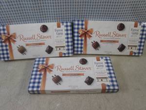 lot 203 image: (B-2) 3 Boxes Russell Stover Assort...