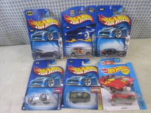 lot 233 image: (BSB) Assorted Hot Wheels in Packag...