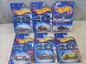 lot 234 image: (BSB) Assorted Hot Wheels in Packag...