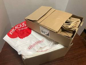 lot 141 image: Plastic and Paper Bags