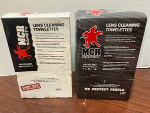 lot 144 image: Lens Cleaning Towelettes