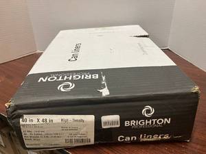 lot 102 image: 40-45 Gallon Can Liners
