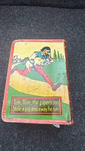 lot 8 image: Tom Tom the Pipers Son Toy Bank