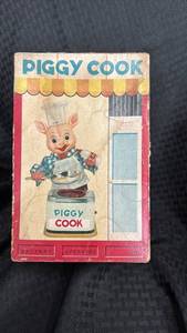 lot 53 image: Vintage Piggy Cook Battery Operated Toy with Original Box