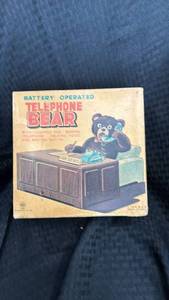 lot 55 image: Vintage Battery Operated Telephone Bear by Linemar