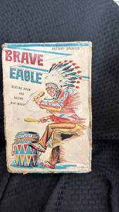 lot 57 image: Vintage Battery Operated Brave Eagle Drum Toy with Box