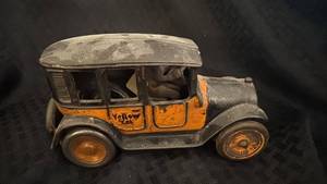 lot 93 image: Vintage Metal Toy Car - Yellow Cab Design