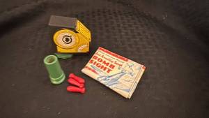 lot 112 image: Vintage Jack Armstrong Secret Bombsight with Accessories