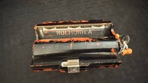 lot 149 image: Vintage Rolmonica Harmonica Hand-Crank Player