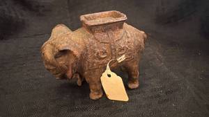 lot 155 image: Antique Elephant-Shaped Cast Iron Still Bank