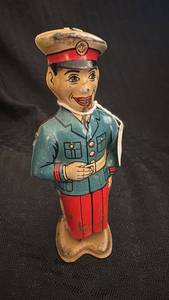 lot 183 image: Vintage Chein Tin Wind-Up Toy Soldier with Wear
