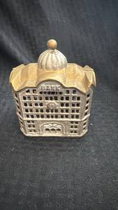 lot 196 image: Vintage Cast Iron Bank Building Coin Bank