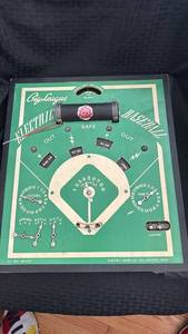 lot 208 image: Vintage Big League Electric Baseball Game Board