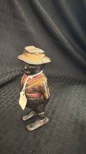 lot 248 image: Vintage Cast Iron Still Bank with Hat