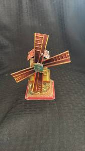 lot 277 image: Vintage Metal Windmill Sculpture