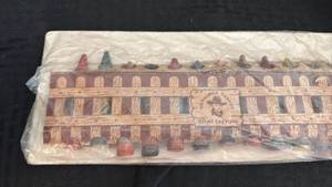 lot 295 image: Vintage Hopalong Cassidy Giant Crayons Set