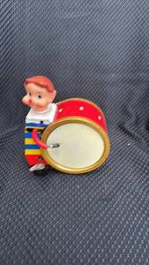 lot 316 image: Vintage Wind-Up Toy Drummer with Tin Drum