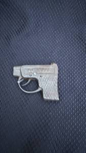 lot 323 image: Vintage Cast Iron Toy Cap Gun with Surface Rust