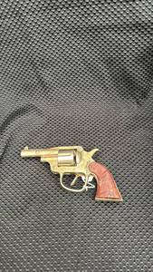lot 335 image: Vintage Cap Gun Toy Pistol with Western-Style Grip