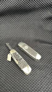 lot 346 image: Pair of Vintage Pocket Shot Knife Cap Guns with Tarnish